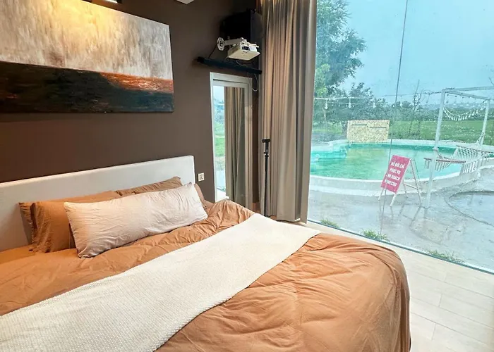 Phú Xuân - Gần Dốc Hoàng Hôn, Rộng View Sông lều