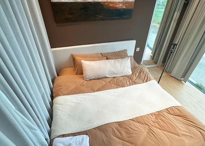 Phú Xuân - Gần Dốc Hoàng Hôn, Rộng View Sông lều