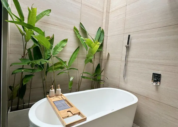 Phú Xuân - Gần Dốc Hoàng Hôn, Rộng View Sông *