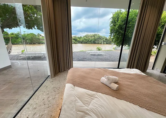 Phú Xuân - Gần Dốc Hoàng Hôn, Rộng View Sông lều