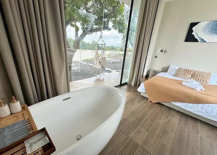 Phú Xuân - Gần Dốc Hoàng Hôn, Rộng View Sông lều *