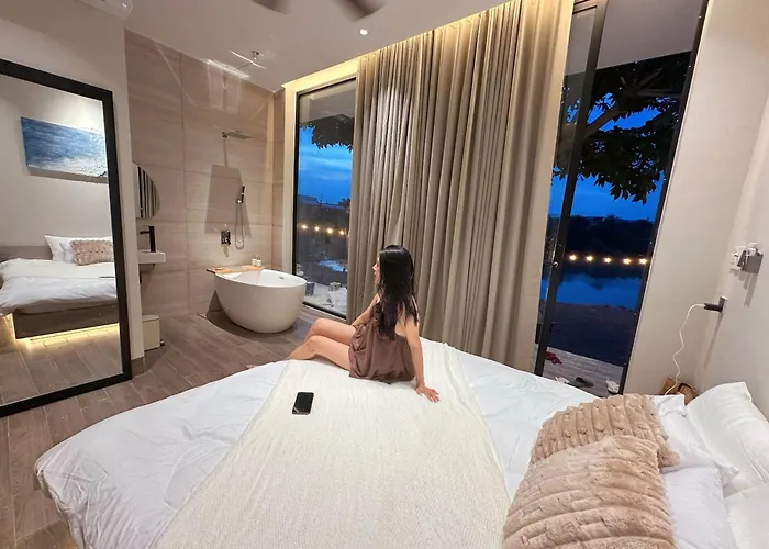 lều Phú Xuân - Gần Dốc Hoàng Hôn, Rộng View Sông