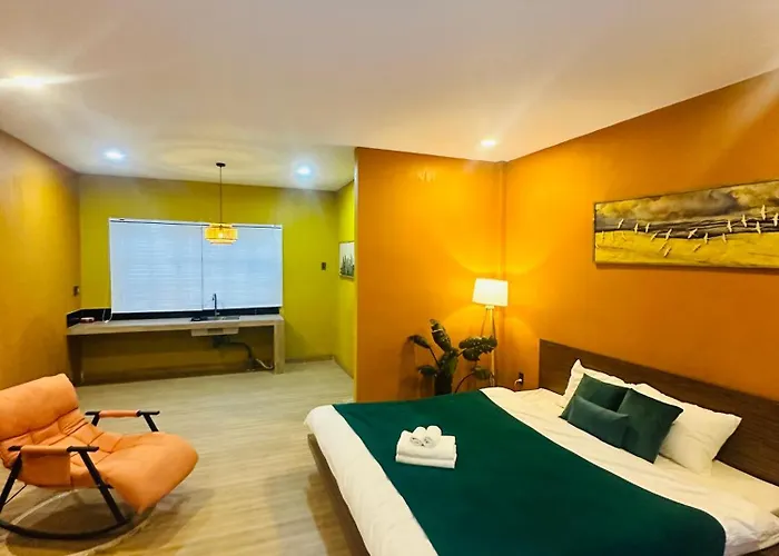 Phu Xuan - Gan Doc Hoang Hon, Phong Rong View Song * Phan Thiet