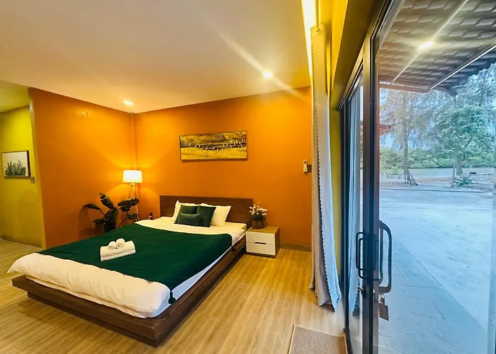 Phu Xuan - Gan Doc Hoang Hon, Phong Rong View Song Lodge *